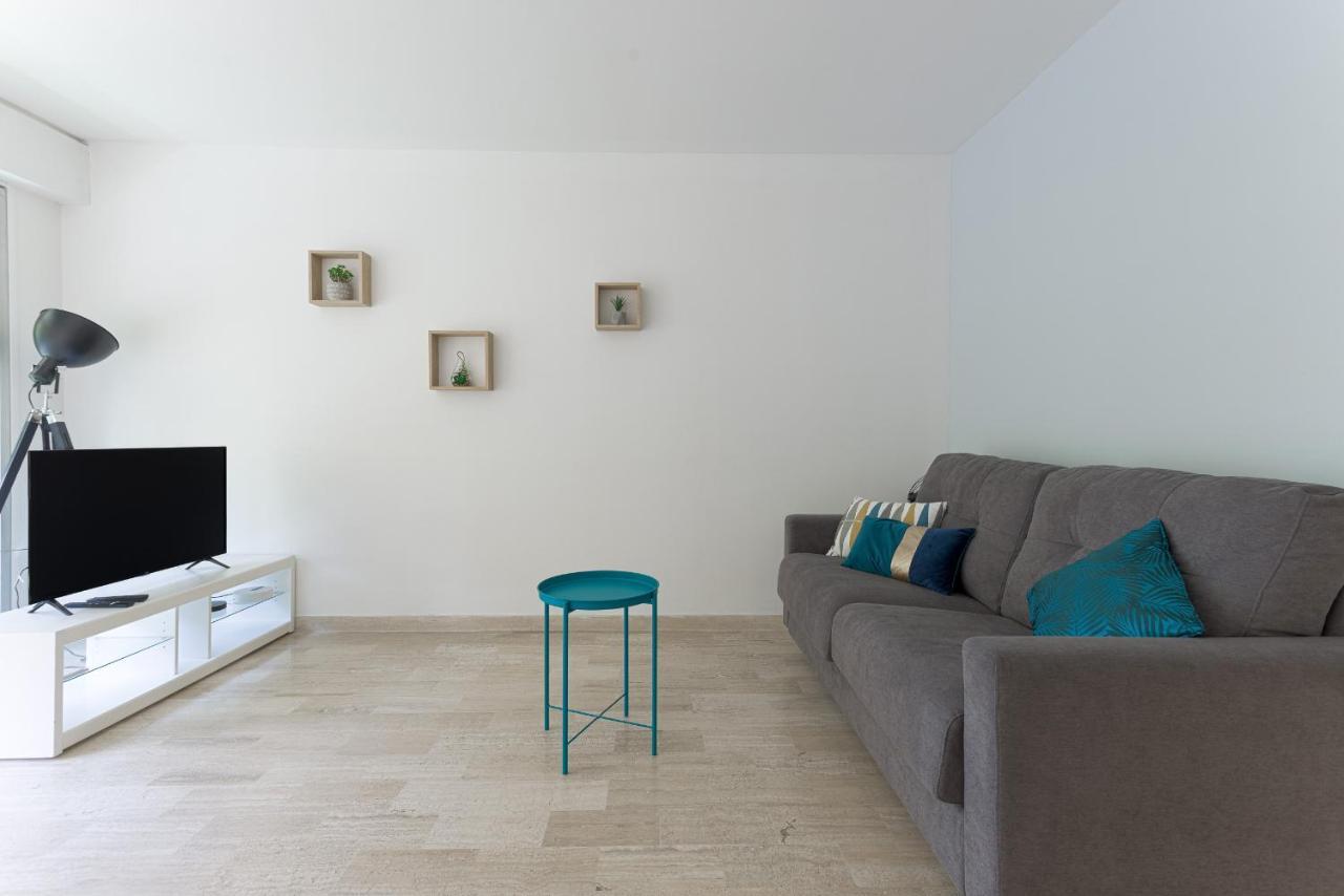 Cosy Studio - Centre Cannes - Terrasse - Clim - Wifi Luaran gambar